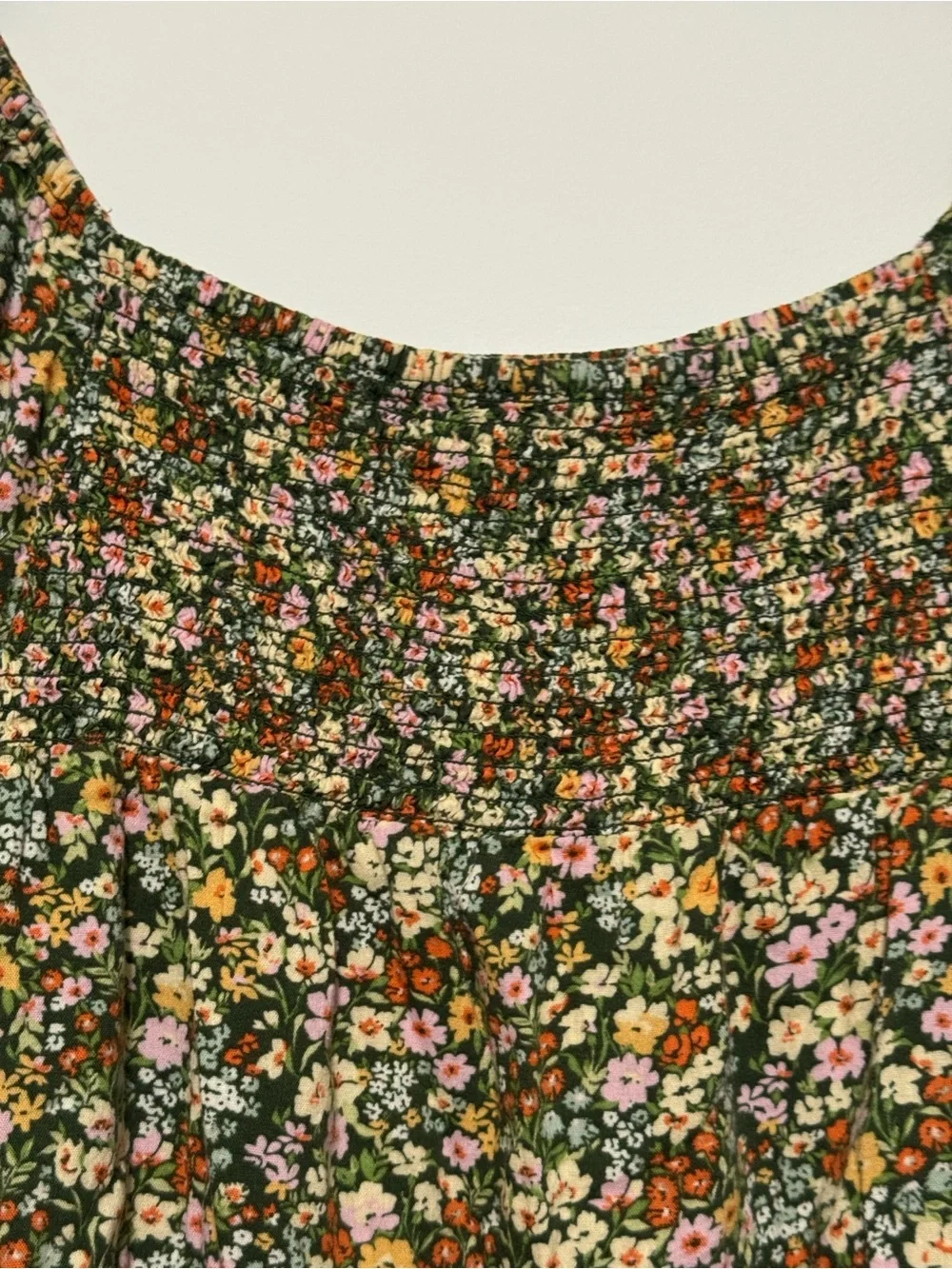Old Navy Green Floral Print Square-Neck Smocked Blouse, Flutter Sleeve. SZ. M